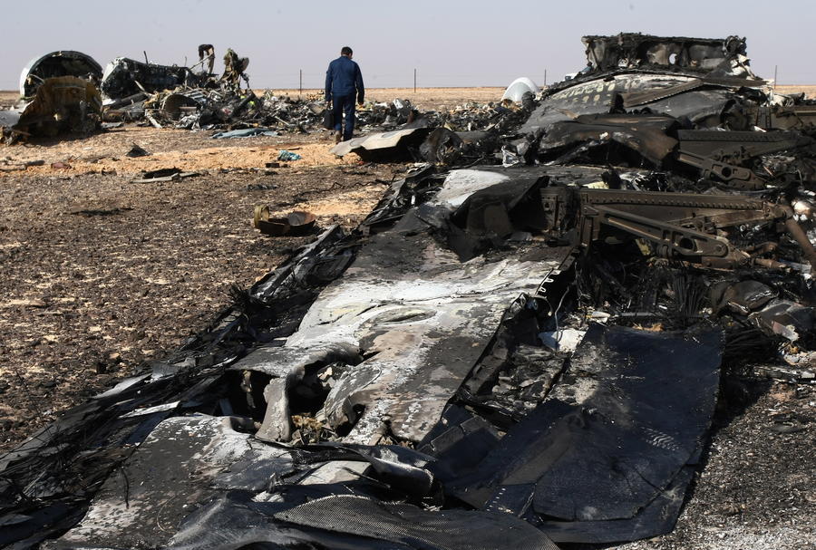 Судмедэксперт: Травмы погибших в результате крушения A321 могут говорить о сильном взрыве на борту