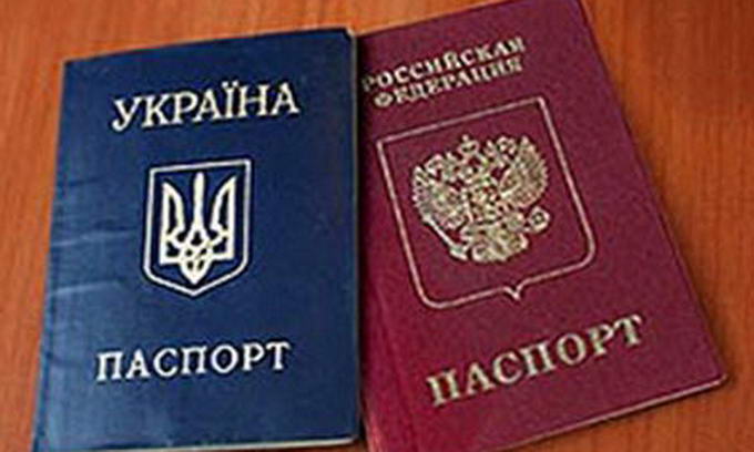 Крымчане с украинским паспортом могут не сообщать о нем в ФМС