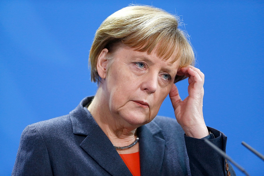 Меркель: санкции против России продлены из-за «Минска-2»