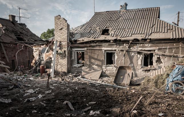 Сегодня, 28 мая, указом главы Донецкой Народной Республики Александра Захарченко в ДНР объявлен траур по жертвам агрессии ВС Украины.