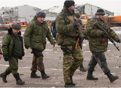 Украинские силовики обстреляли в аэропорту Донецка колонну Минобороны ДНР (видео)