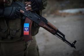 В Алчевске задержана группа лиц незаконно хранящая оружие