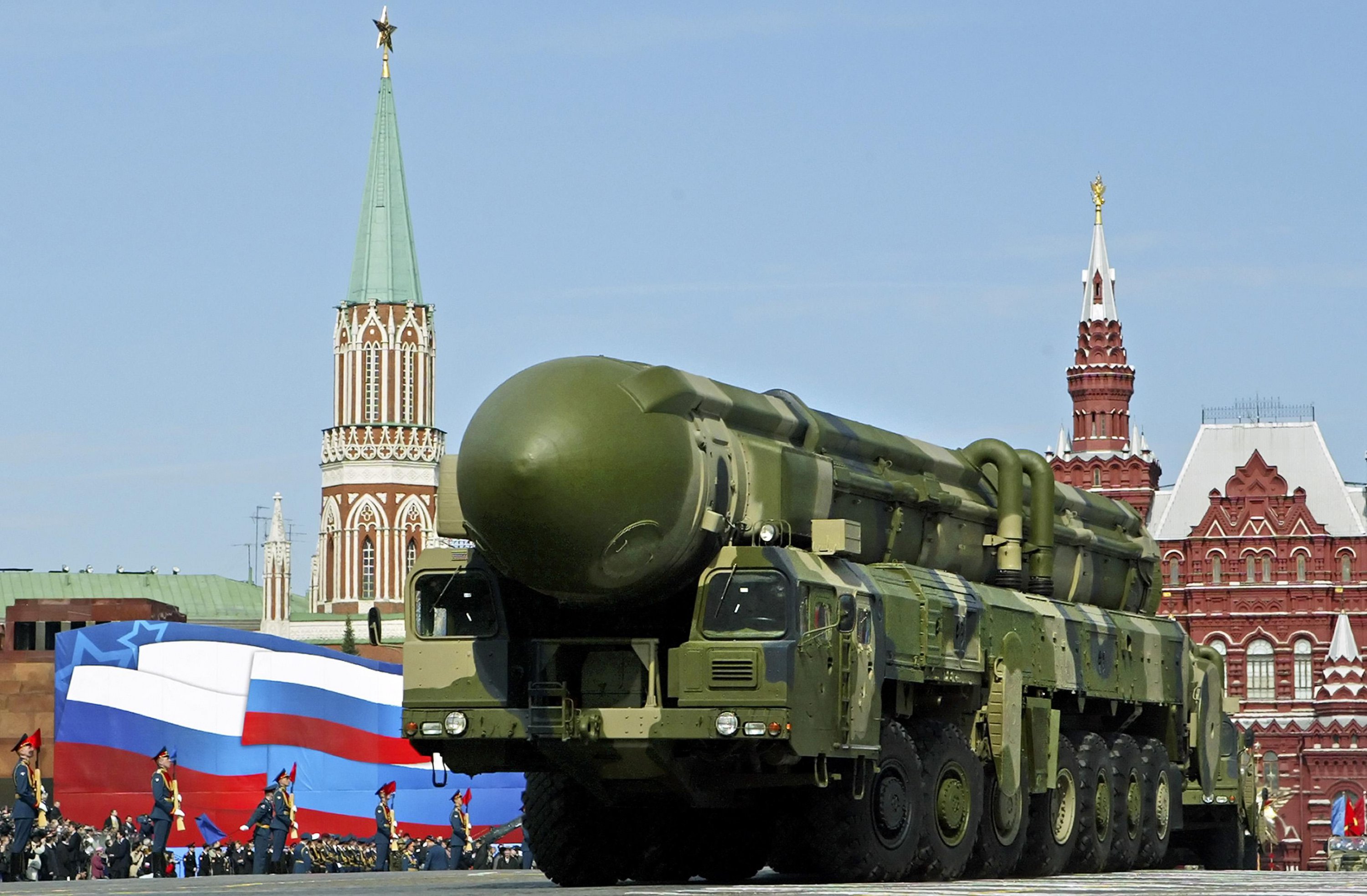 В Министерстве иностранных дел  пояснили положения российской военной доктрины о применении ядерного оружия
