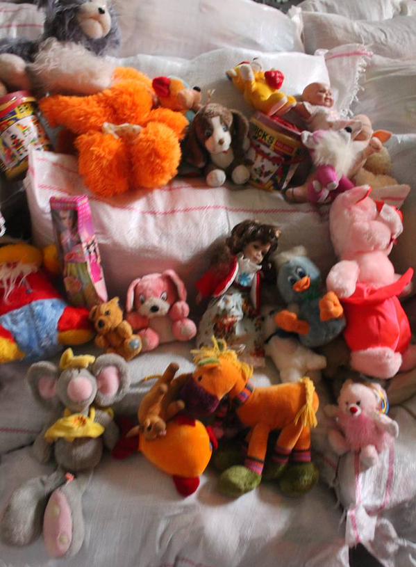 Детские игрушки для детей Новороссии из абхазии