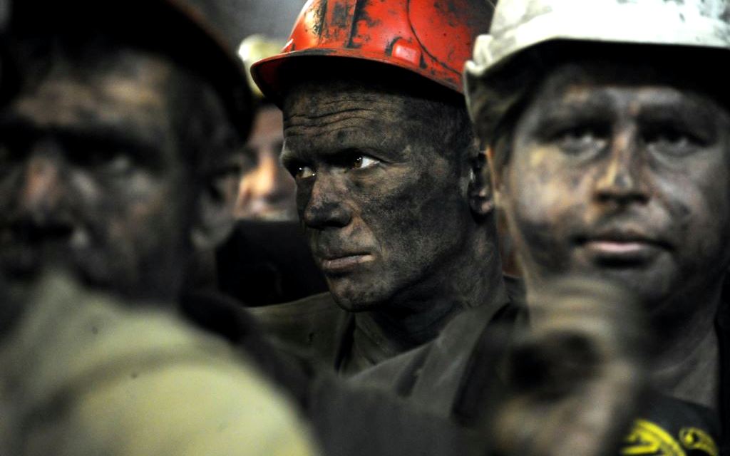 Прокуратура Антрацита заставила "Уголь-Маш" погасить трехмесячный долг по зарплате