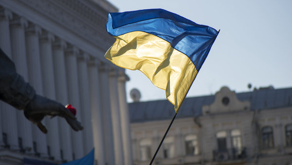 Украинский депутат нашел причину всех бед страны: "неправильный" флаг
