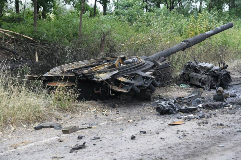 разбитый танк украинской армии
