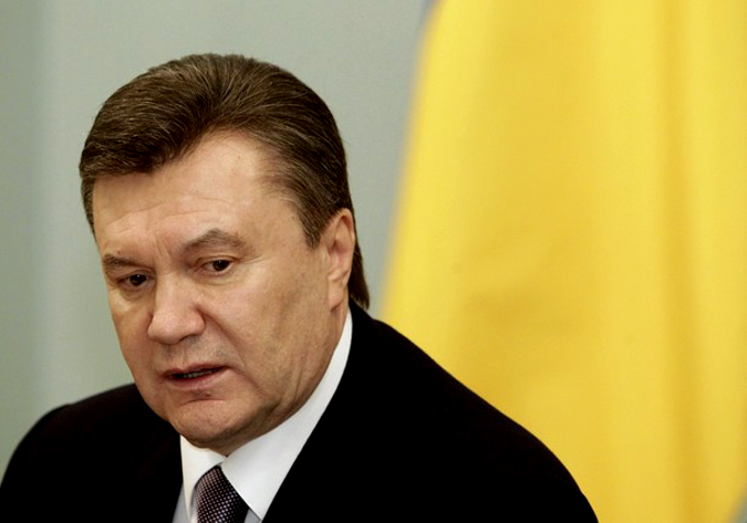 Верховная Рада лишает Януковича звания президента Украины