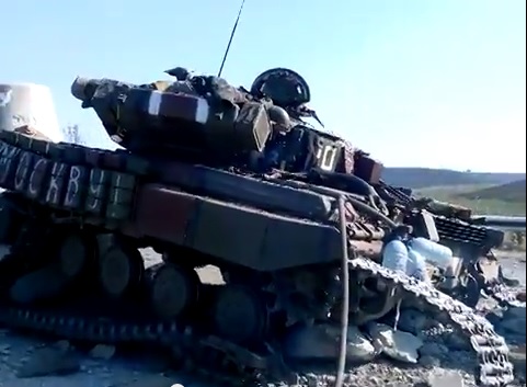 Новости АТО: Украинский танк с надписью "На Москву" чуть-чуть не доехал... (видео)