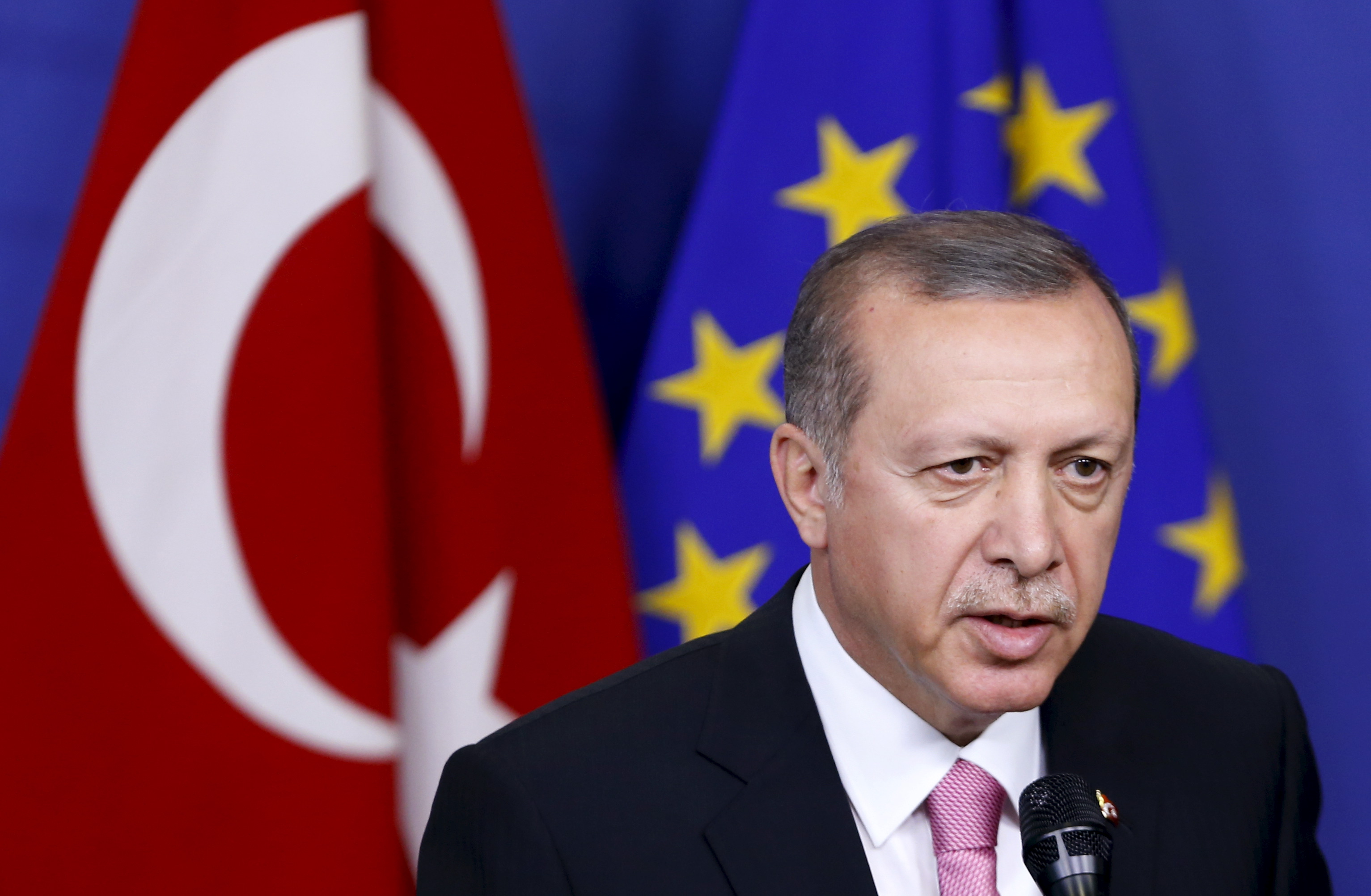 Торг уместен: Турция вместо 20  получит 3 миллиарда евро
