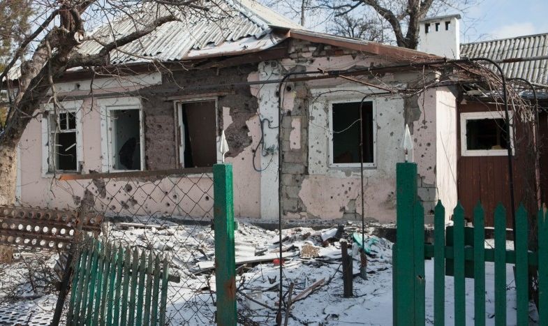 Очередные сутки многочисленных обстрелов Новороссии