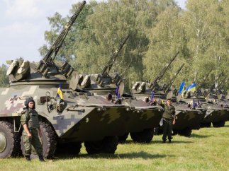Рада во время закрытого заседания подготовила Донбассу военное положение