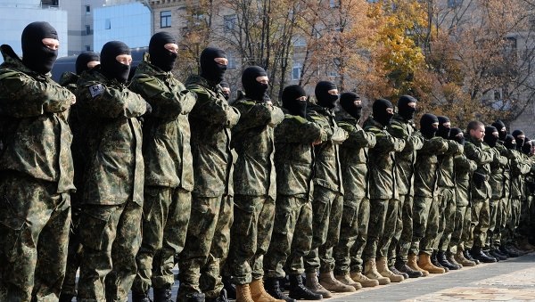 Киев пытается избавиться от добровольческих батальонов (видеосюжет «Cassad-TV»)