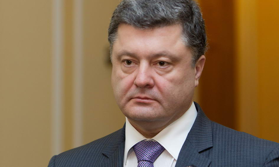Порошенко: Есть политики в Киеве, которые хотят «отрезать и отдать» Донбасс