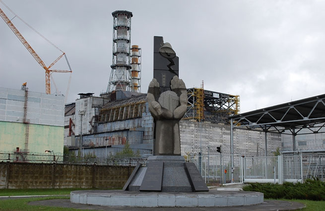 Яценюк лишил законных выплат сотни тысяч «чернобыльцев»