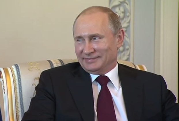 Путин впервые за 11 дней появился на публике (видео)