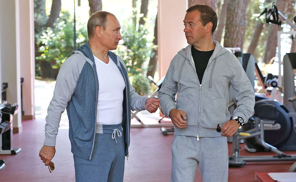 О чем Владимир Владимирович и Дмитрий Анатольевич спортом занимались?