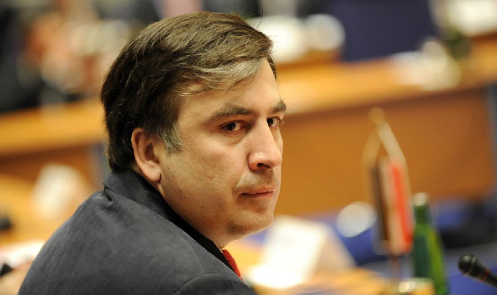 Саакашвили стал иконой стиля или пересел на велосипед?