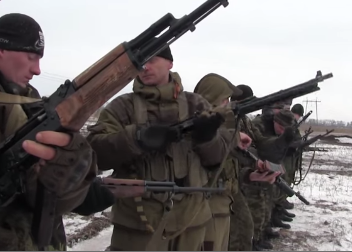 Итоговые стрельбы комендантской роты в\ч 08816 ДНР (видео)