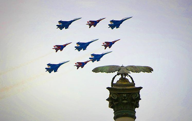 В Севастополе состоится большое авиационное шоу в рамках акции "Служба по контракту в Вооруженных силах - твой выбор!"