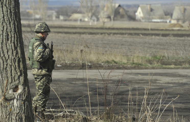 Двое военнослужащих ВВ МВД, случайно пересекшие границу с Украиной, переданы России