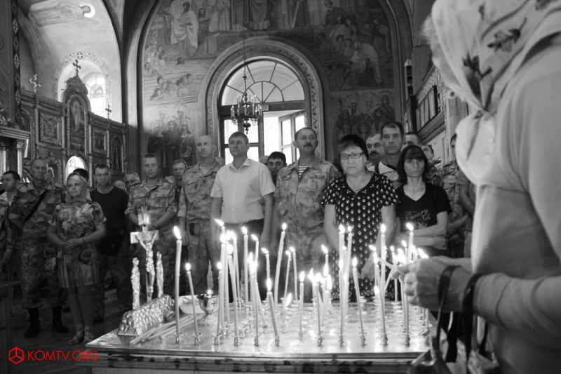В Петро-Павловском соборе Симферополя помолились за убитых в Беслане и Новороссии