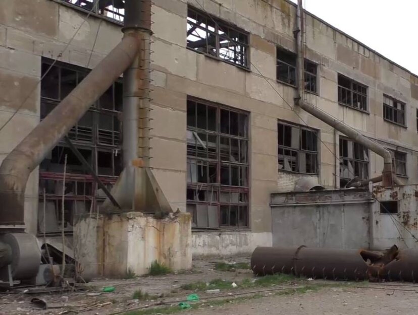 В Минобороны РФ заявили об отводе войск от завода «Азовсталь» и открытии гуманитарного коридора для гражданских