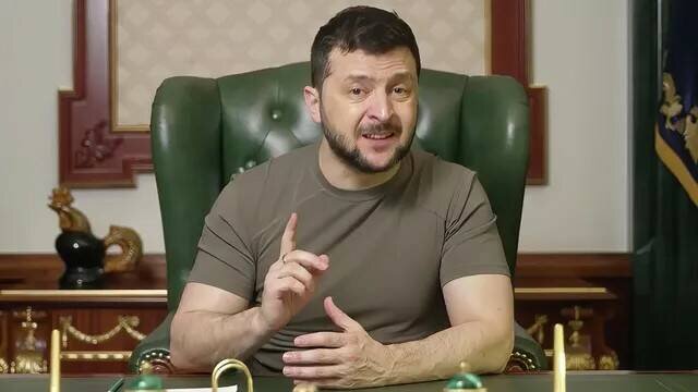 Полиция Киева опровергла "оговорку" Зеленского о "братской могиле"