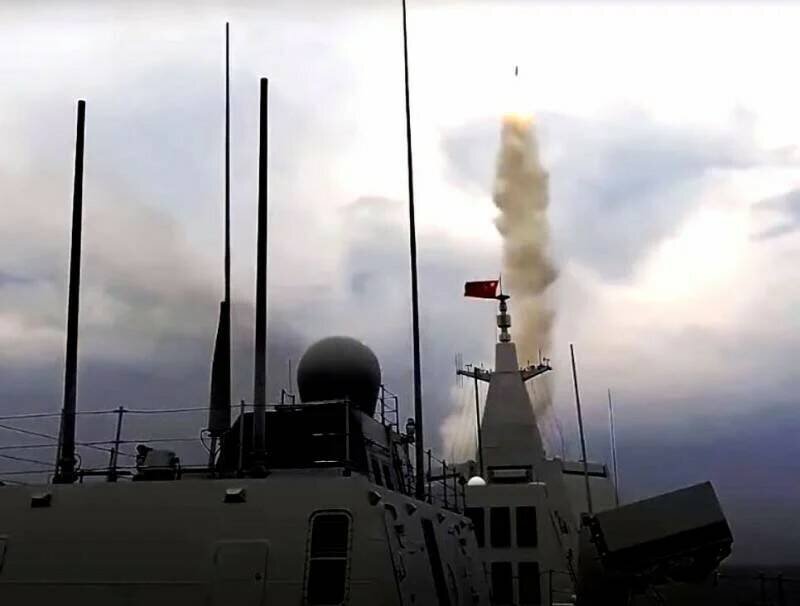 ВМС Китая представили новые гиперзвуковые противокорабельные ракеты в ответ на американские учения