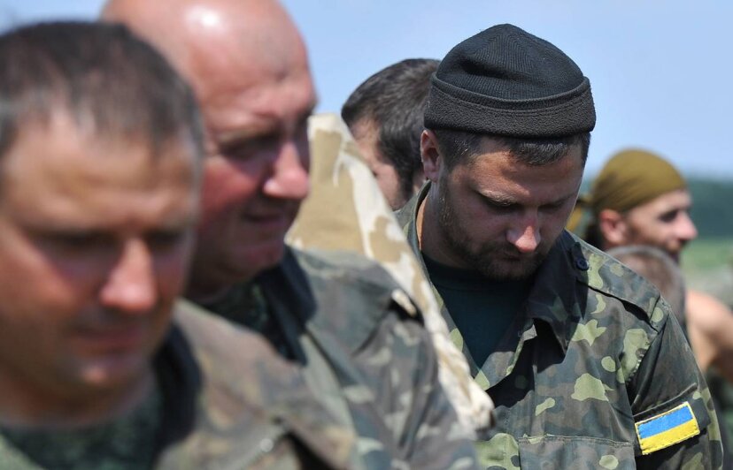 Посол ЛНР Мирошник: около 8 тысяч военнопленных солдат ВСУ находятся в Донбассе