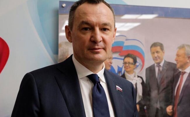 Экс-депутат Госдумы от «ЕР» Бурнашов получил срок за нападение на полицейского ДПС