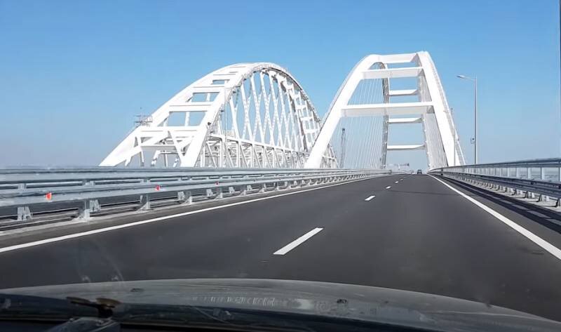 Откровения Арестовича: Если бы уничтожить Крымский мост было легко, мы бы его давно уничтожили