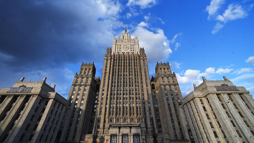 МИД России посоветовал Британии спрашивать о наемниках у посольства Украины