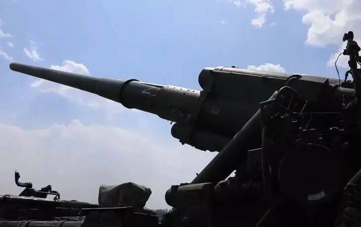 Генсек Интерпола предупредил об опасности поставок оружия Украине