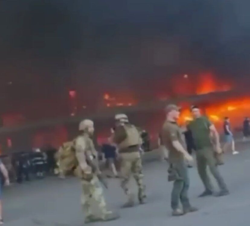 Ситуация с «ударом по торговому центру» в Кременчуге напоминает провокацию Киева