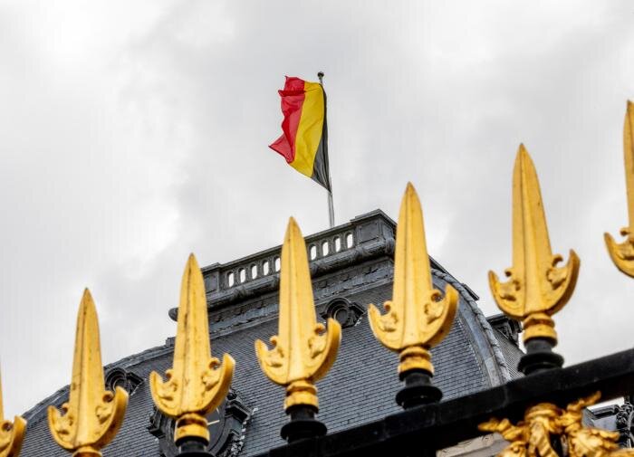 Киев не пускает к себе главу МИД Бельгии из-за визита в Крым и требует извинений