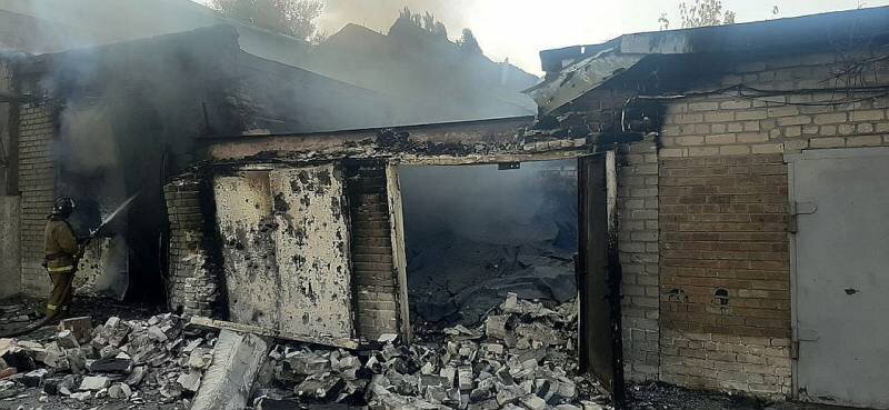 Град огня: продолжаются обстрелы ВСУ населённых пунктов Донецкой Народной Республики