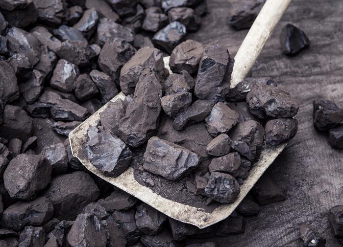 Евросоюз и Великобритания прекратили закупку российского угля