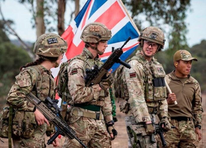 Ходаковский: отправка британских военных на Украину означает участие НАТО в СВО
