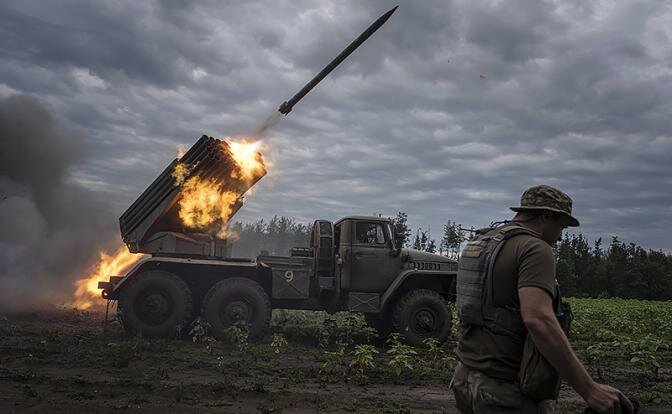 Стало известно, что по Запорожской АЭС бьет 44-я артиллерийская бригада ВСУ