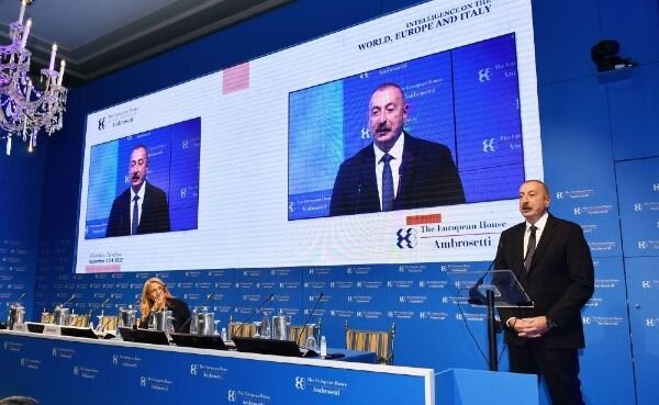 Алиев рассказал в Италии о газоснабжении балканских стран