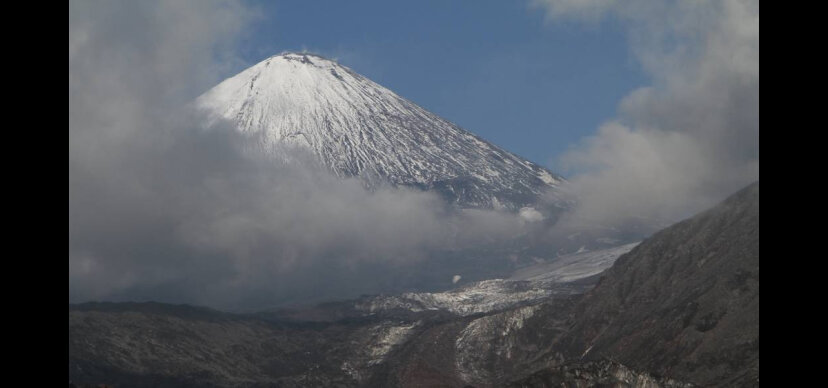 На Ключевском вулкане Камчатки погибли пять туристов