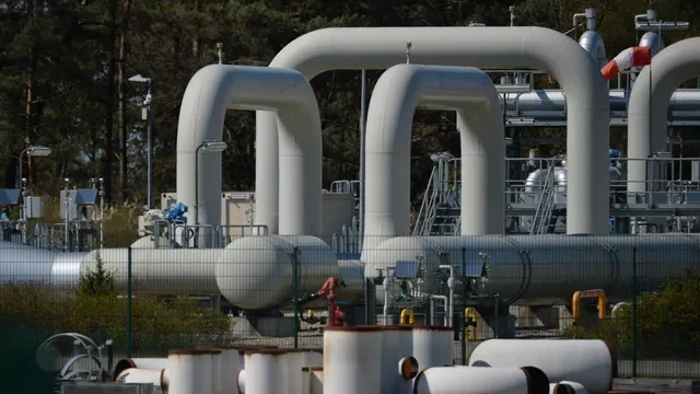 В ЕС тринадцать стран отрезаны от российского газа, заявили в Еврокомиссии