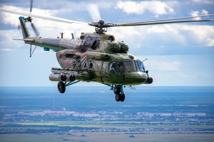 МО РФ: экипаж вертолета Ми-35 уничтожил колонну ВСУ под Изюмом