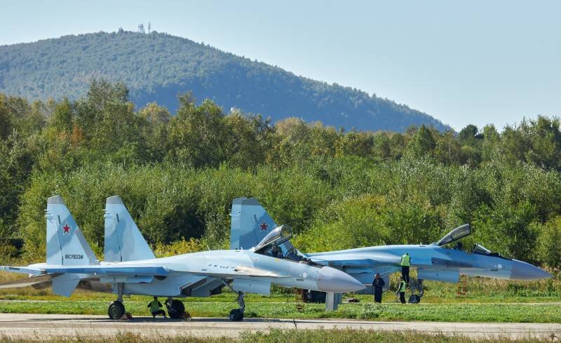 Три новых многоцелевых истребителя Су-35С пополнили состав ВКС РФ