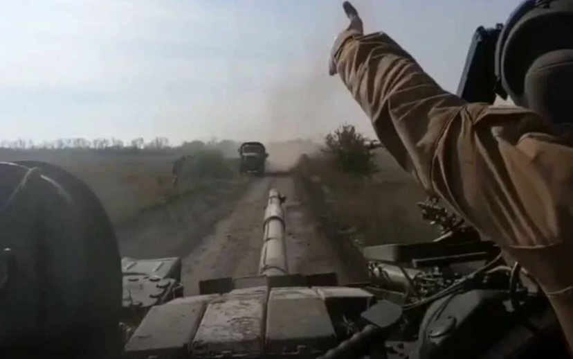 На танкистов ВСУ выскочила колонна техники ВС РФ на Криворожском направлении