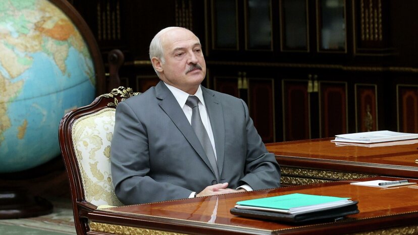 Лукашенко: Белоруссия не намерена втягиваться в боевые действия на Украине