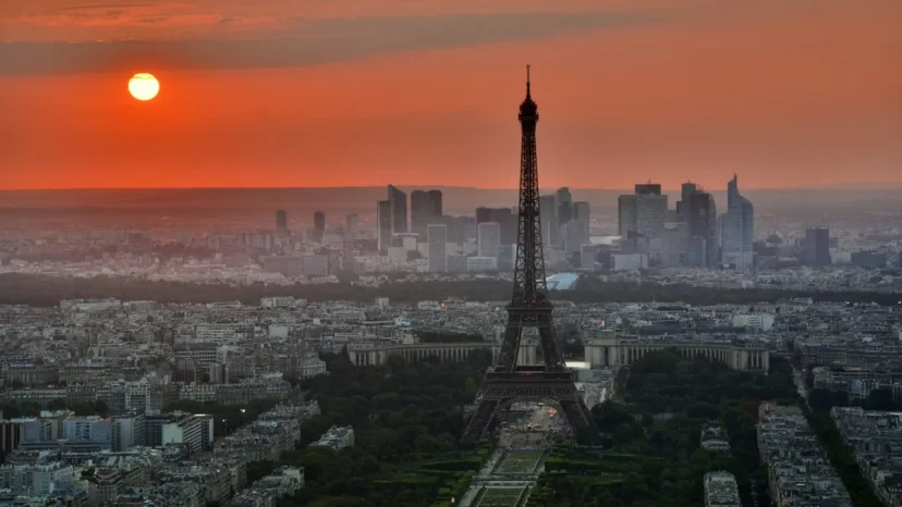 Junge Welt: дружба Парижа и Берлина закончится «экономической поножовщиной»
