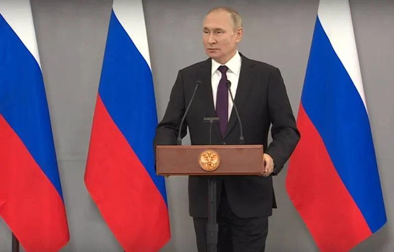 Президент России: Если будет установлено, что взрывное устройство из Одессы вывозилось по гуманитарному коридору, то коридор закроем