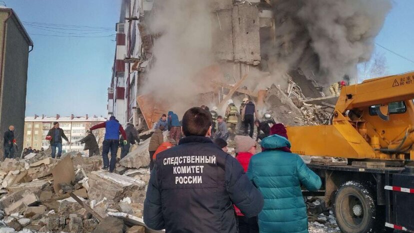 Взрыв газа произошел на Сахалине в пятиэтажном жилом доме